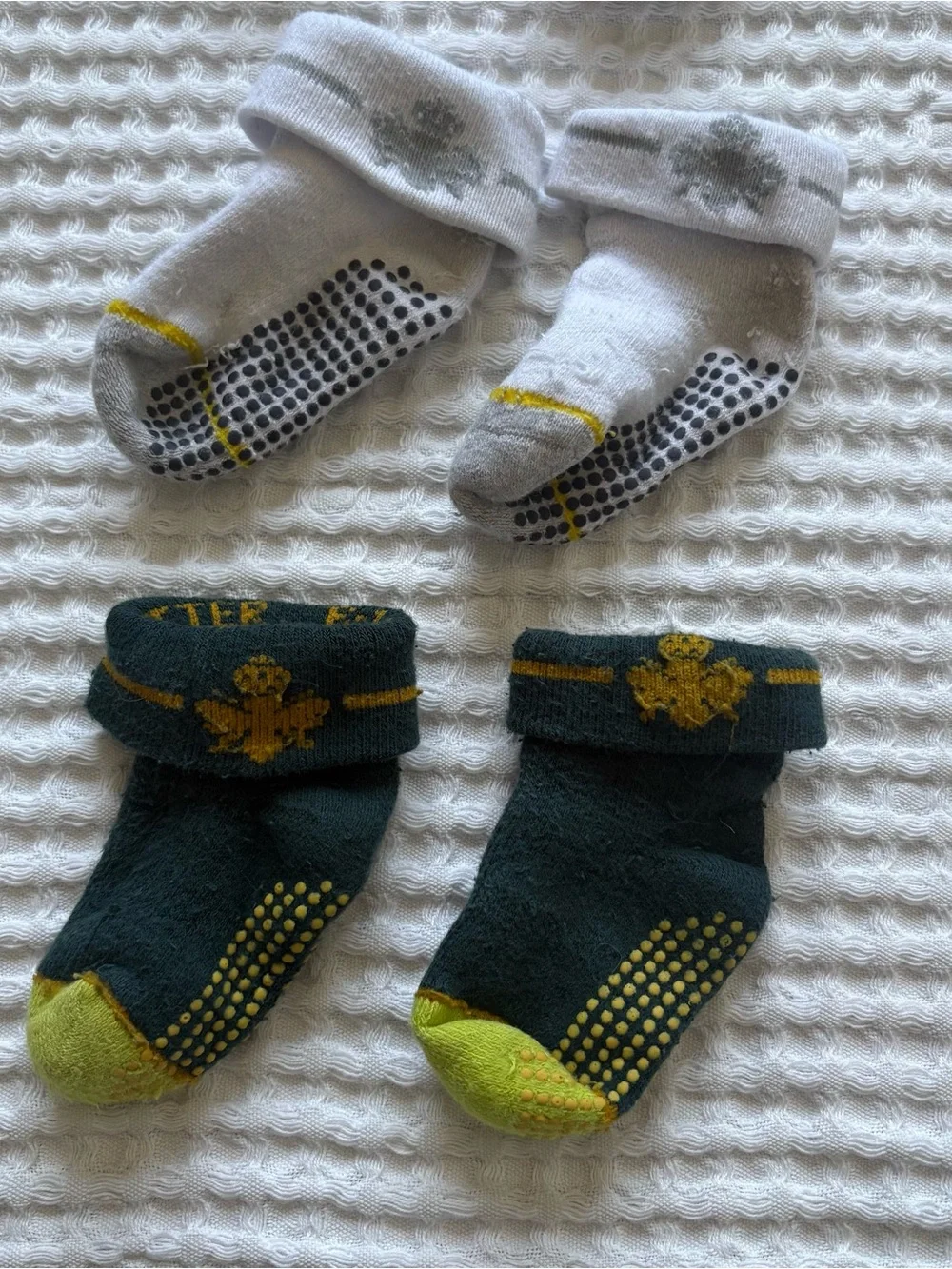 Bombas Baby Boy Socks Lot Of 6 Pairs Grippers Multicolor 6-12 Months